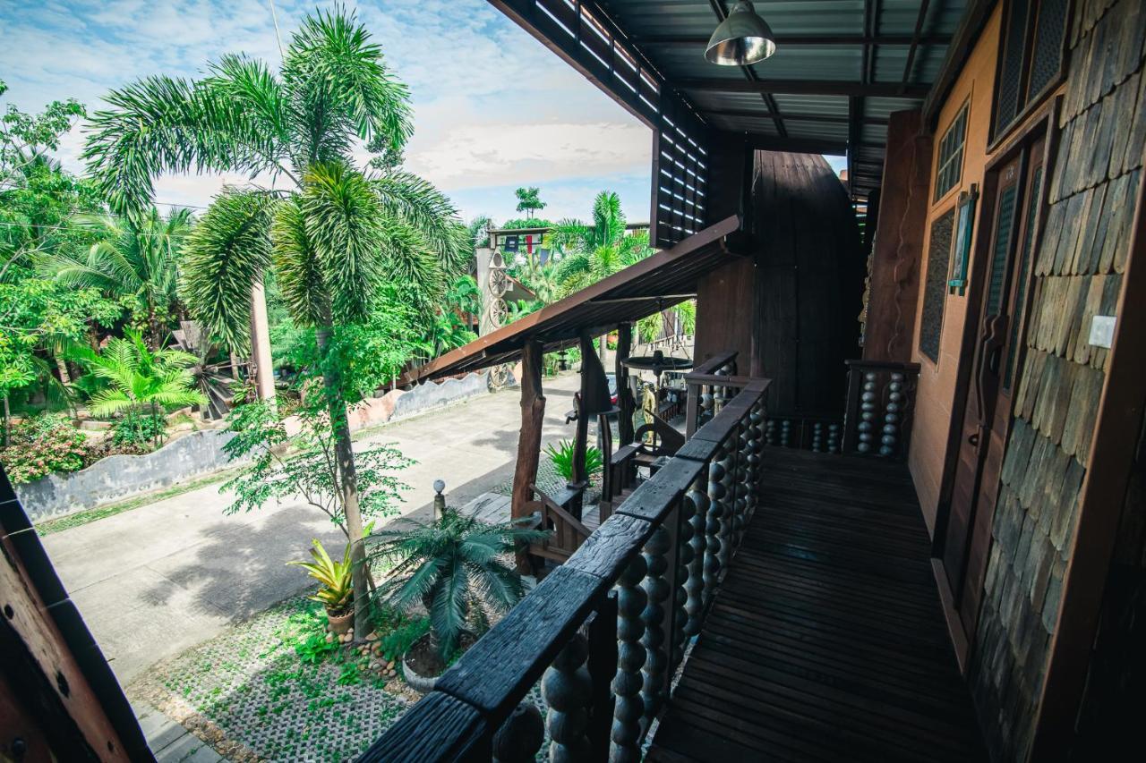 Suankaew​ Art​ Hostel​ Chonburi Exterior photo